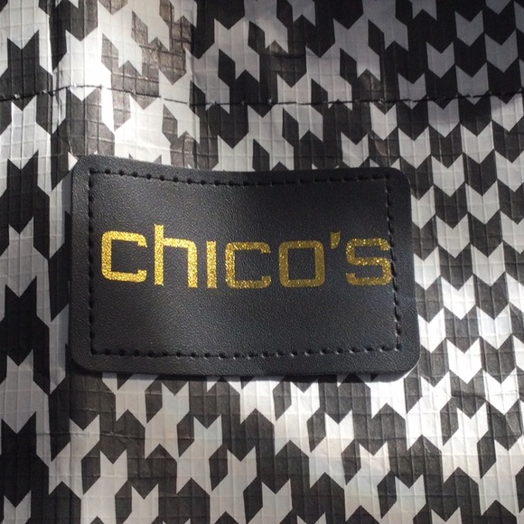 Chico’s  NWT black and white tote bag. - Picture 8 of 8